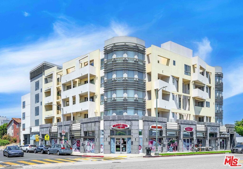 1260 S Corning Street # 206, Los Angeles