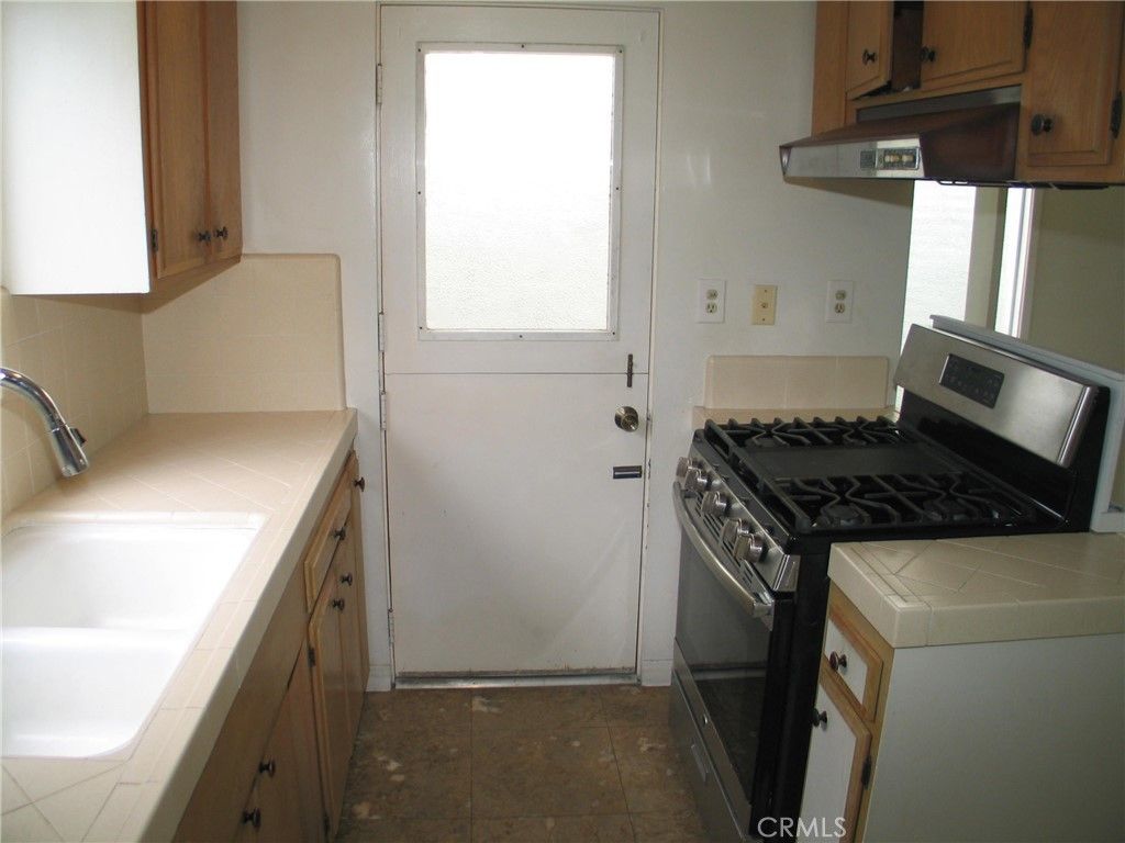 112 1/2 Pearl, Newport Beach