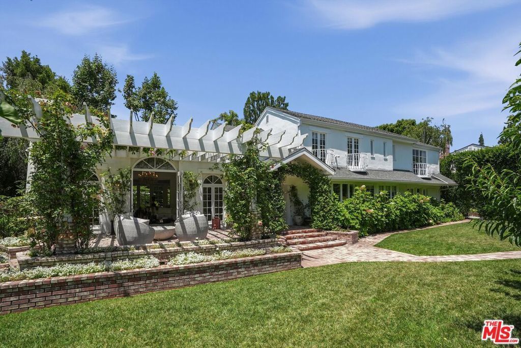 317 S Burlingame Avenue, Los Angeles