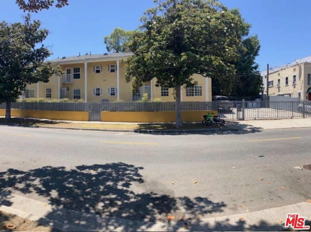 401 N Van Ness Avenue # 3, Los Angeles