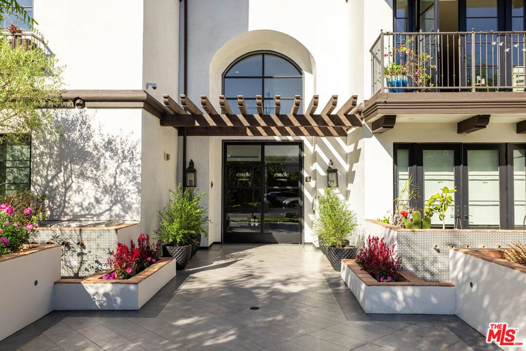 1333 S Orange Grove Avenue # 102, Los Angeles