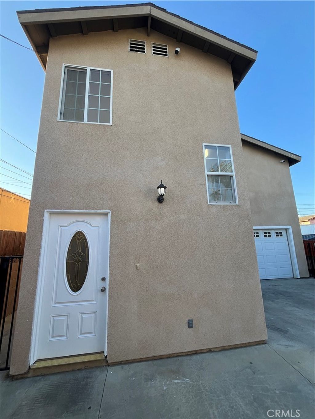 123 W 66th, Los Angeles
