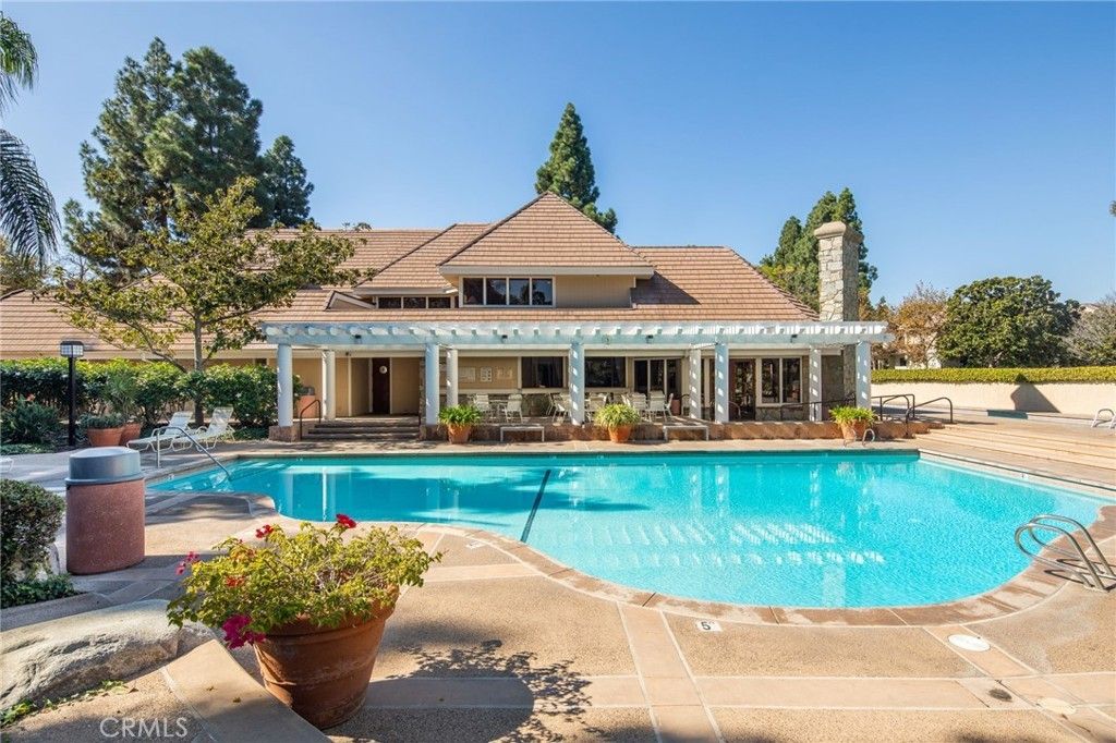 2595 Plaza Del Amo # 413, Torrance
