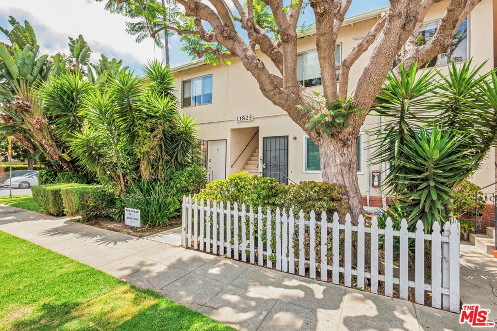 11825 Iowa Avenue # 1, Los Angeles