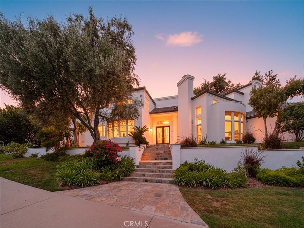 3907 Peartree, Calabasas