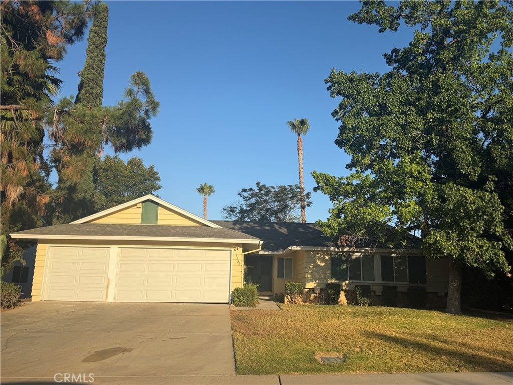 3385 Valencia Hill, Riverside