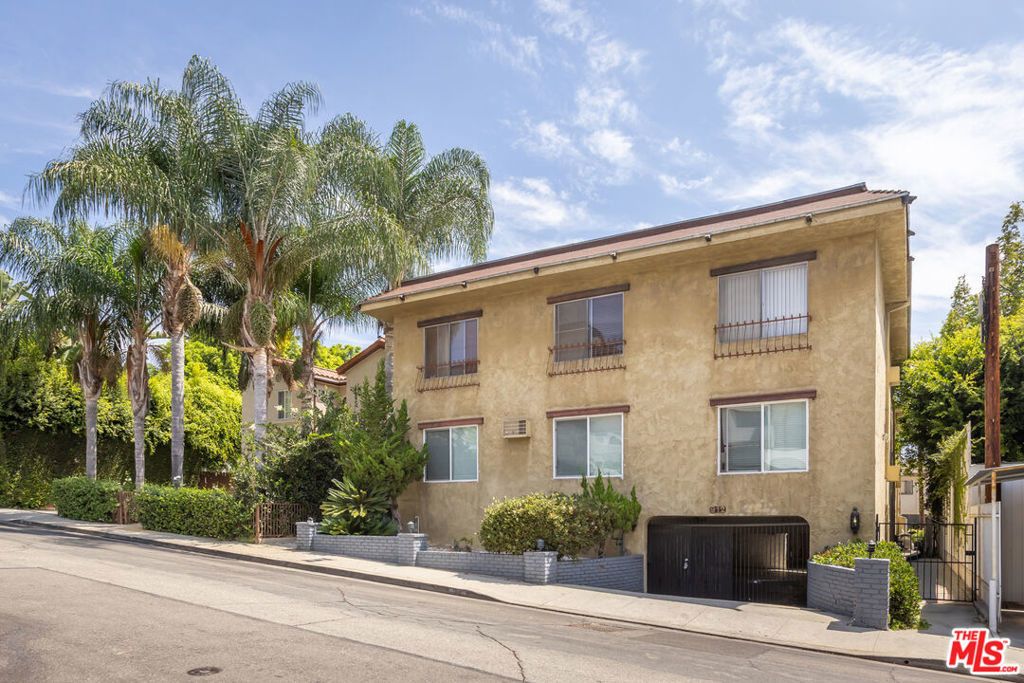 912 Hilldale # 3, West Los Angeles