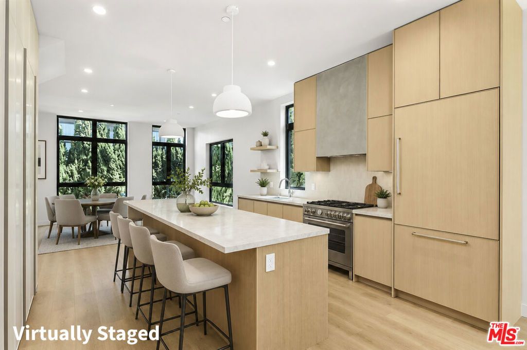 428 Arnaz Drive, Los Angeles