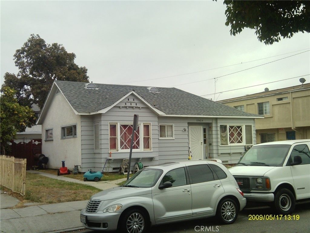 11962 Cedar Avenue, Hawthorne