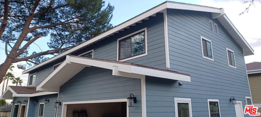 6204 Mayfield Avenue # 2nd Fl, La Crescenta