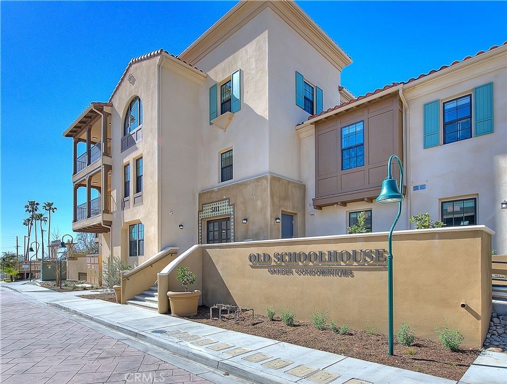 501 W Foothill Boulevard # 202, Claremont