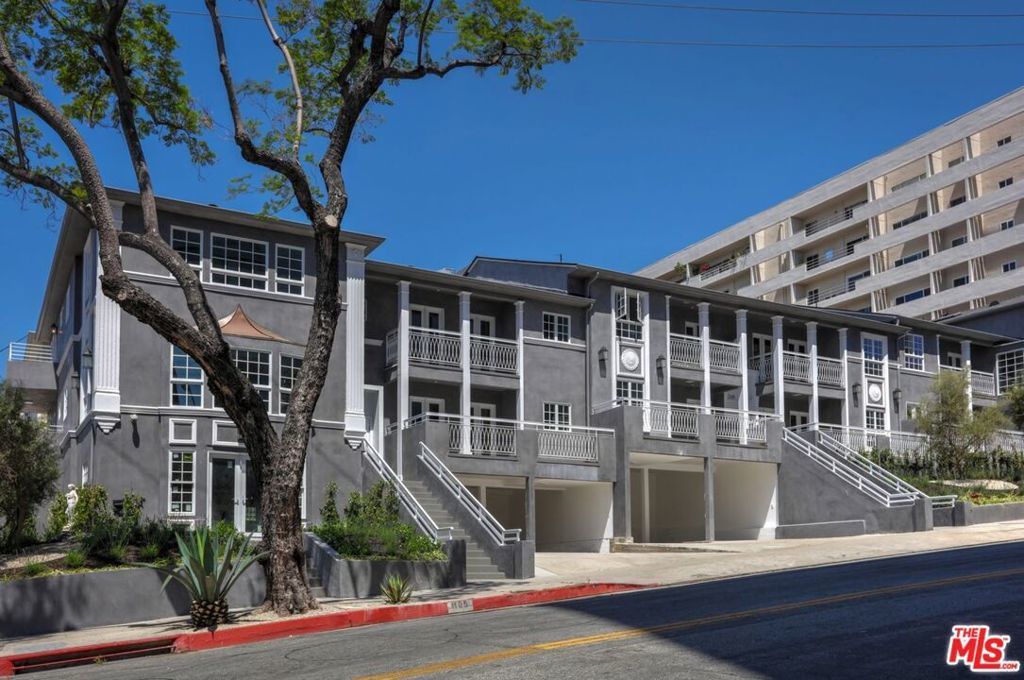 1105 Alta Loma Road # 2, West Hollywood