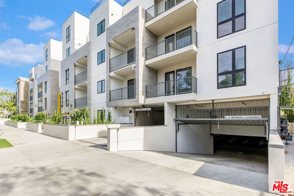 5320 Cartwright Avenue # 406, North Hollywood
