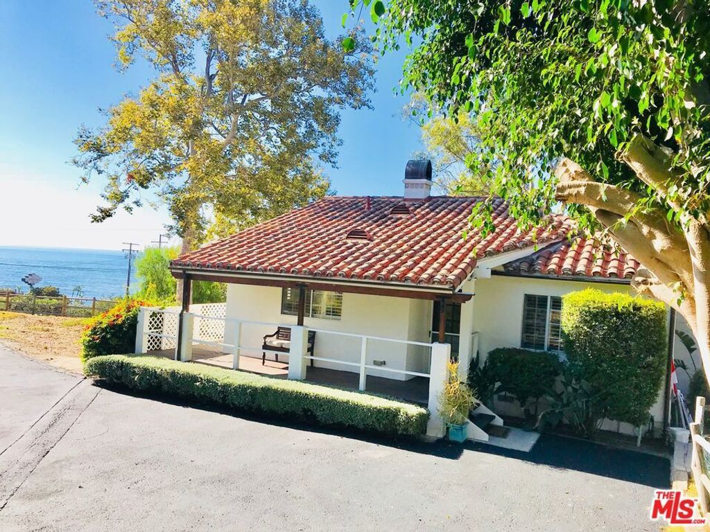 27355 Pacific Coast Highway # B, Malibu