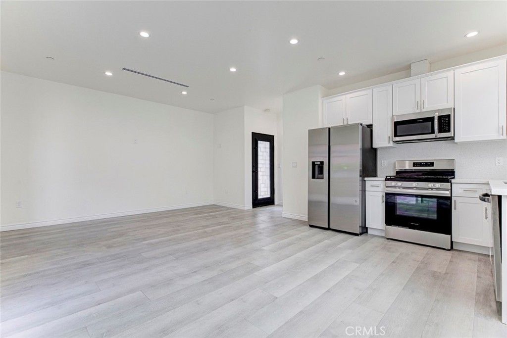 7858 Kyle, Sunland