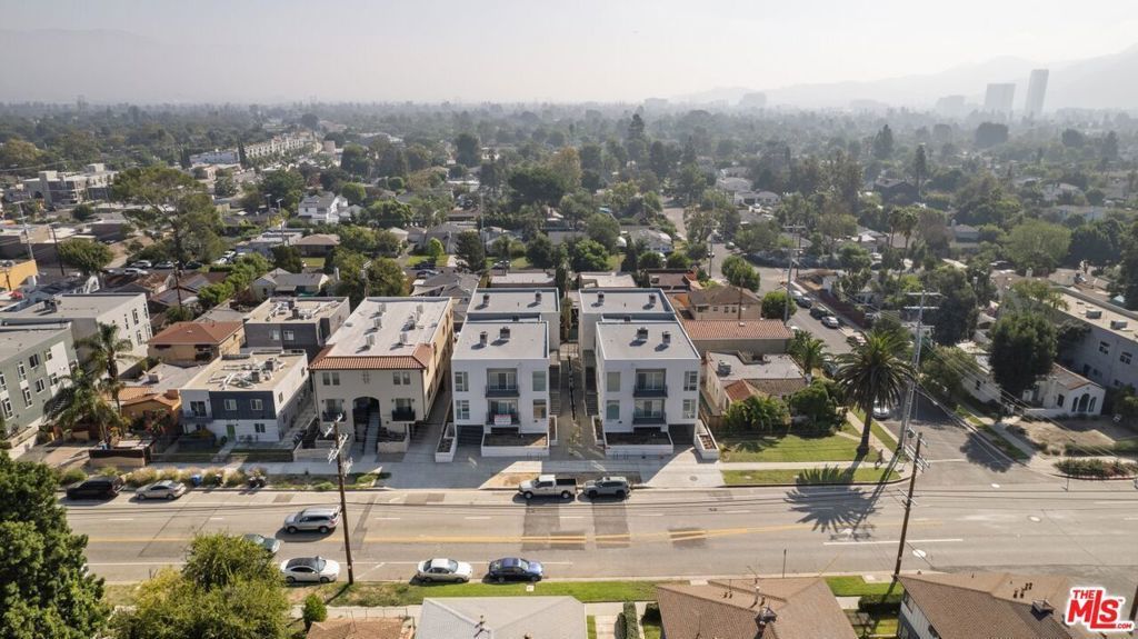 5114 Cahuenga Boulevard # 3, North Hollywood