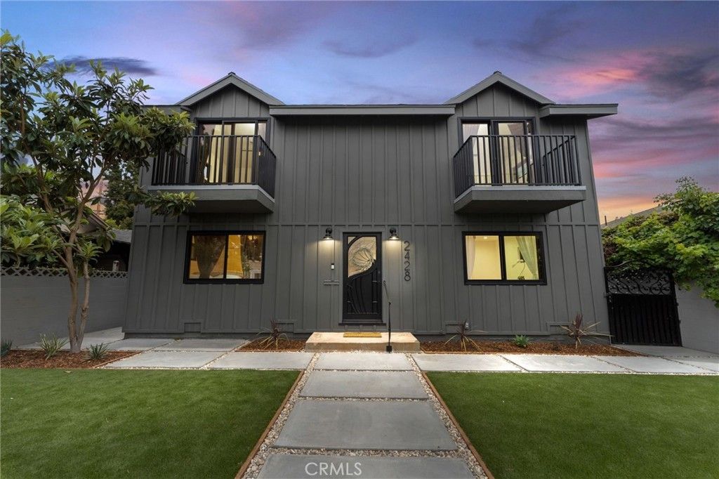 2428 Glyndon Avenue, Venice