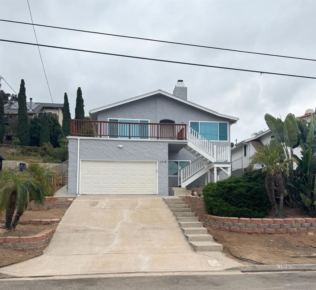 1319 Grand Ave., Spring Valley