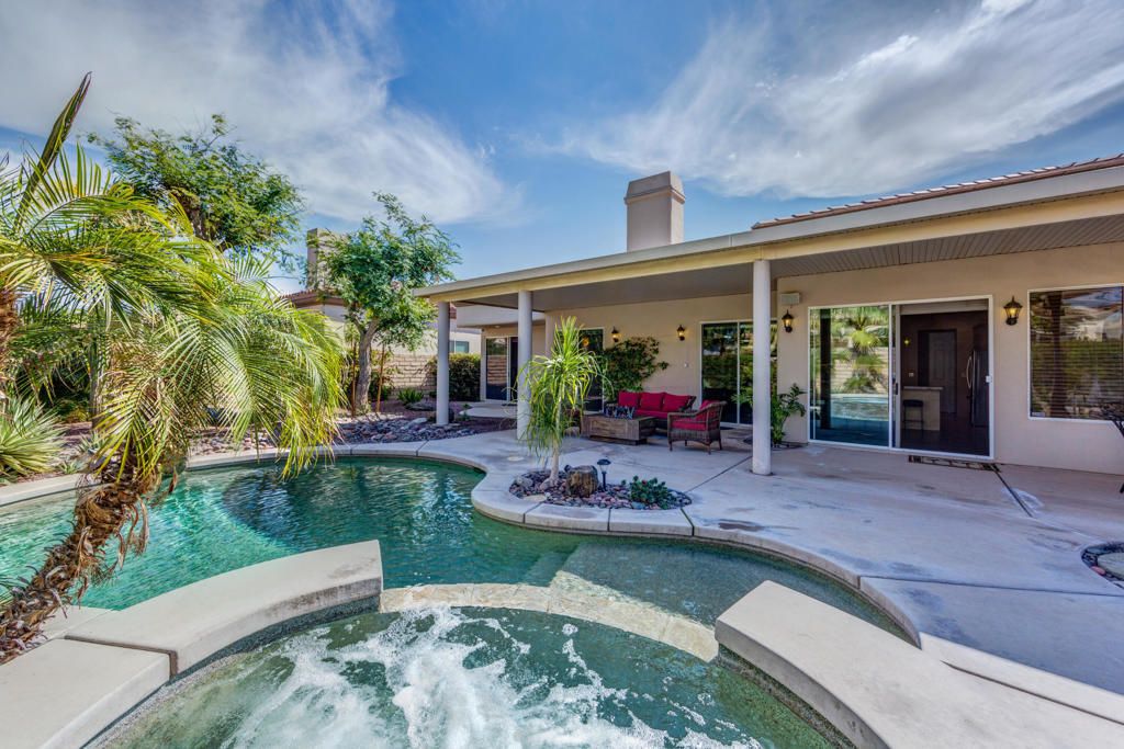 79942 Julee Court, La Quinta