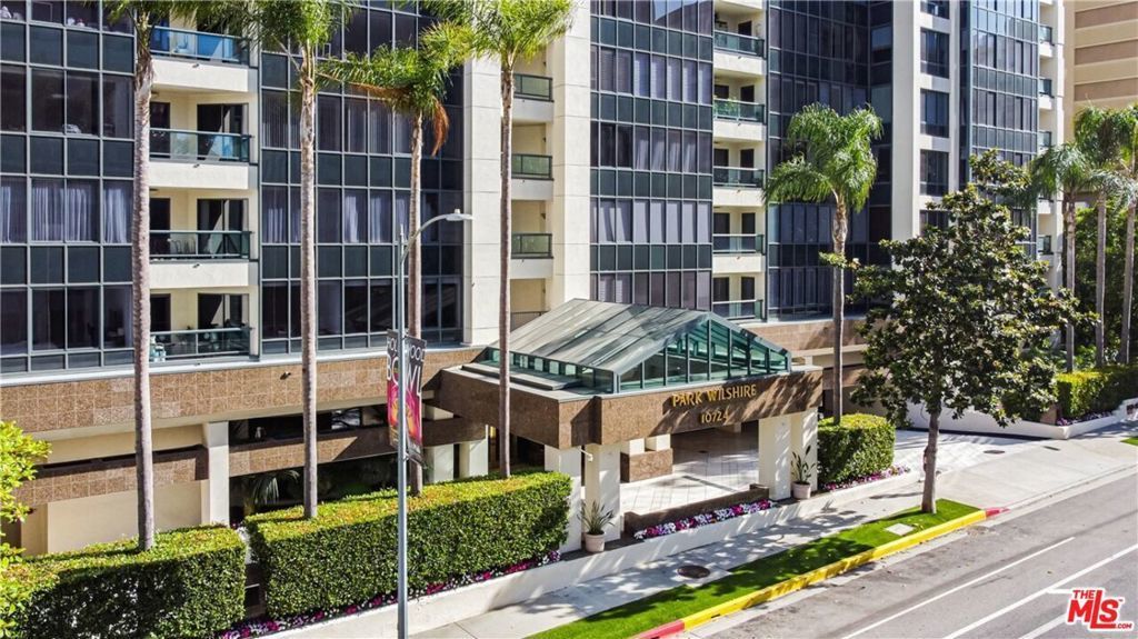 10724 Wilshire Boulevard # 1605, Los Angeles