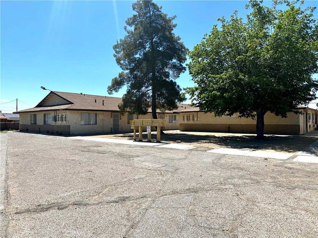 11661 11665 White Avenue # 4, Adelanto