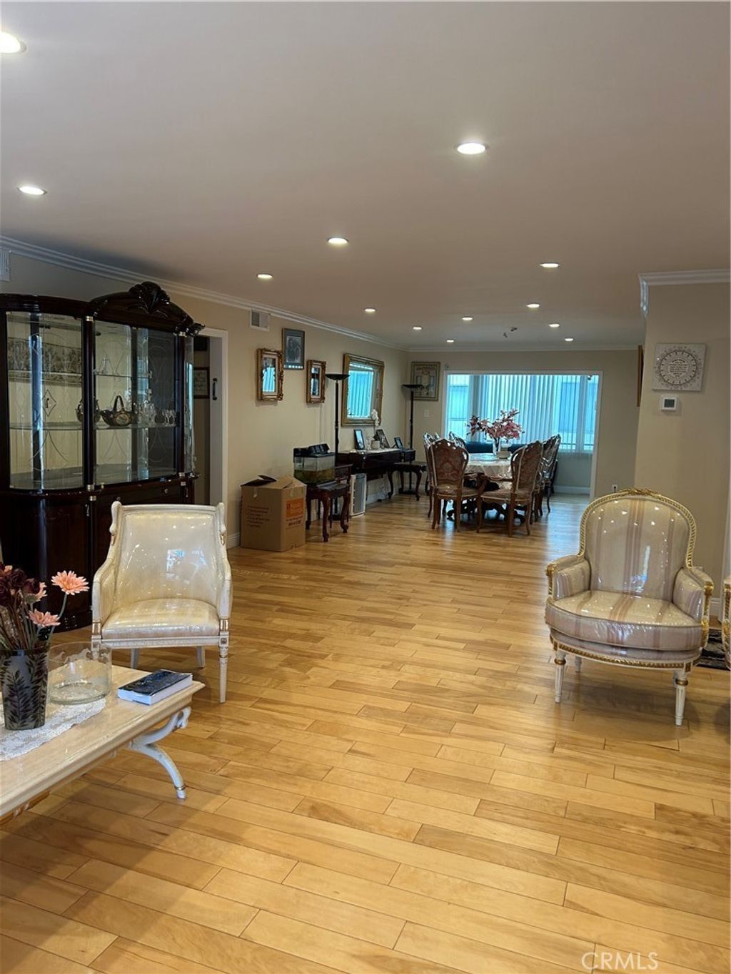 5315 Yarmouth, Encino