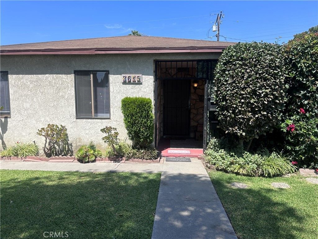 3615 Caspian, Long Beach