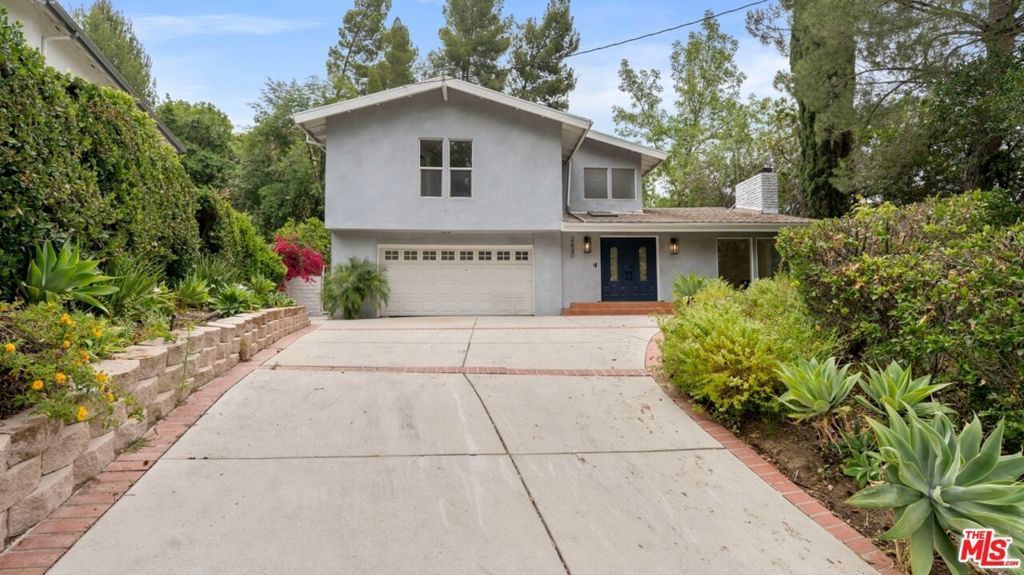 22540 Margarita Drive, Woodland Hills
