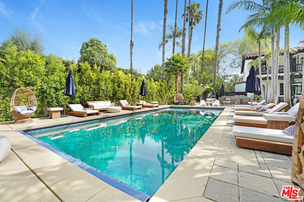 9451 Sunset Boulevard, Beverly Hills