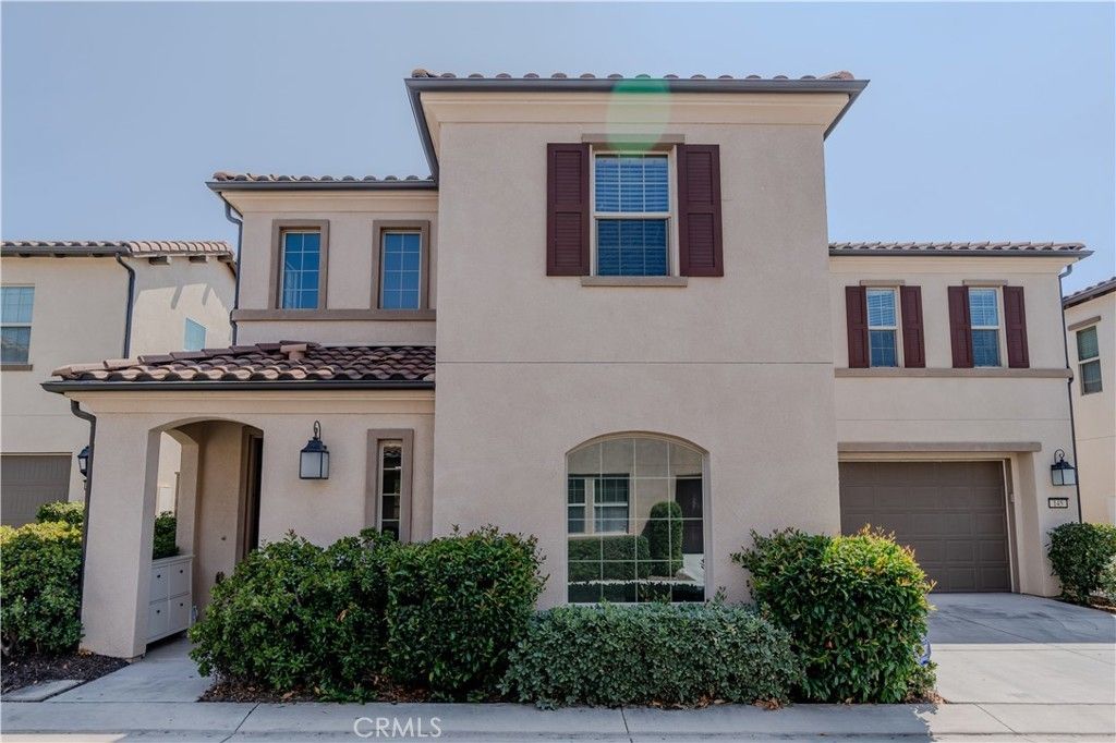 145 Yellow, Irvine