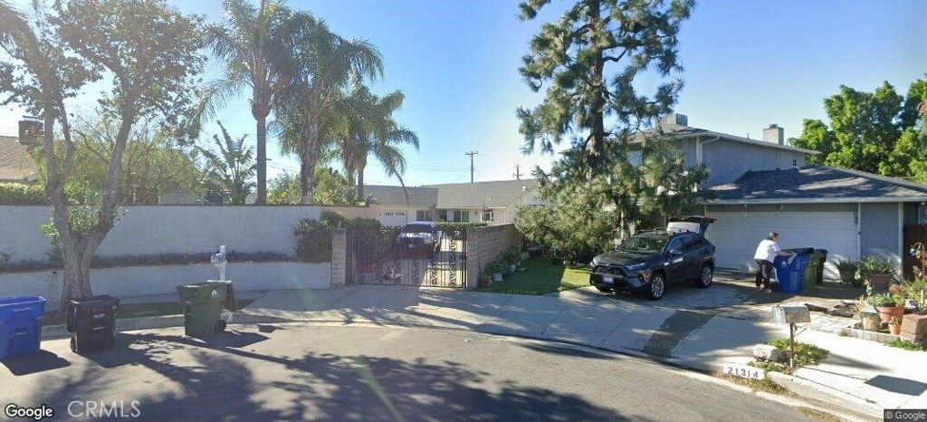 21310 Hiawatha, Chatsworth