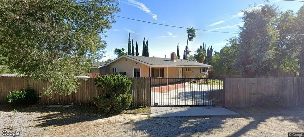 10444 Andora Avenue, Chatsworth
