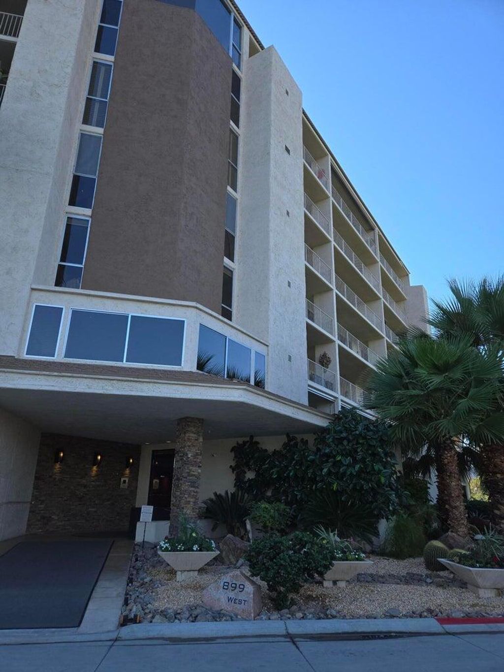 899 Island Drive # 110, Rancho Mirage