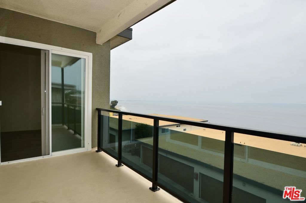 18069 Coastline Drive # 10, Malibu