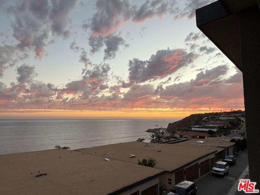 18071 Coastline Drive # 16, Malibu