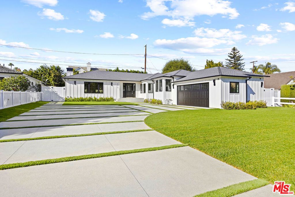 4919 Noeline Avenue, Encino