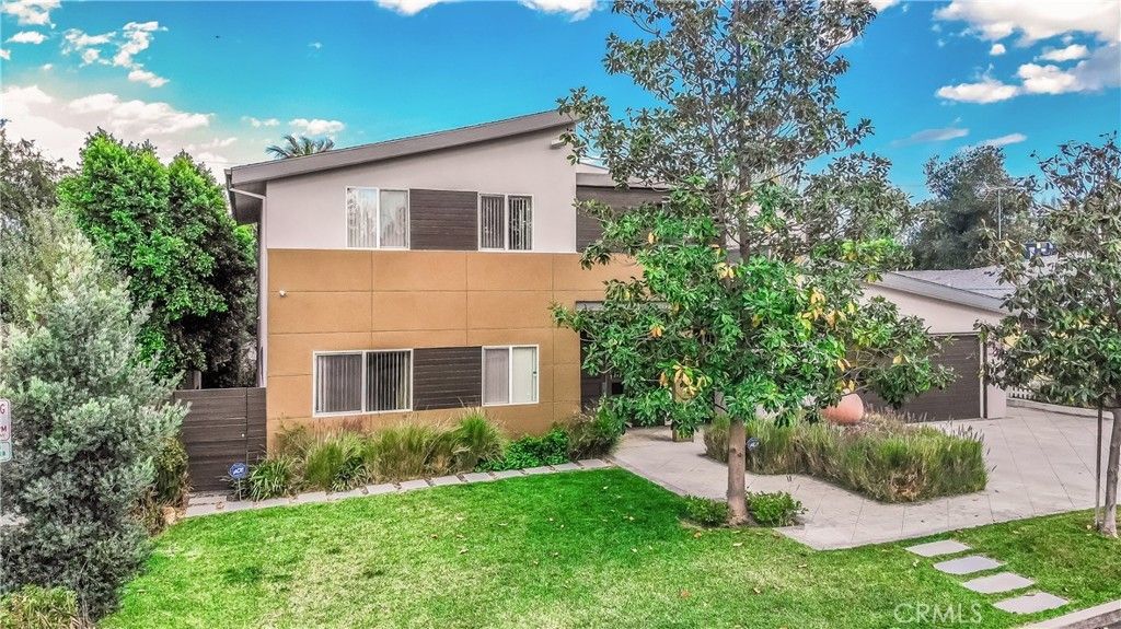 5512 Leghorn, Sherman Oaks