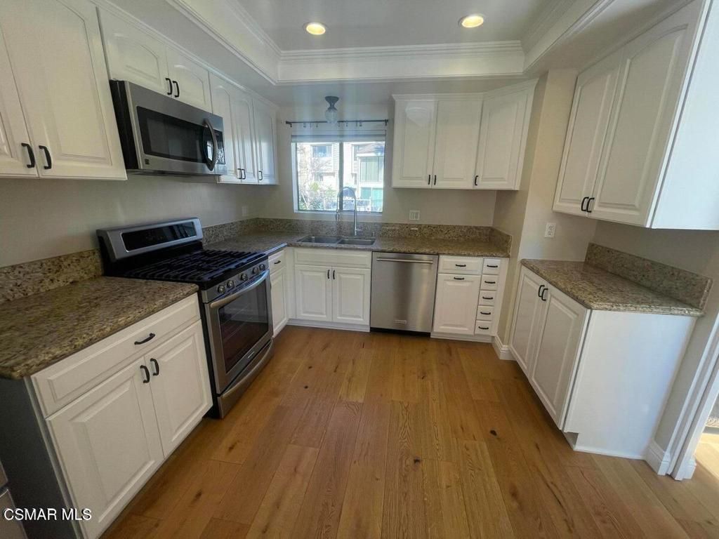 1174 Westlake Boulevard # E, Westlake Village