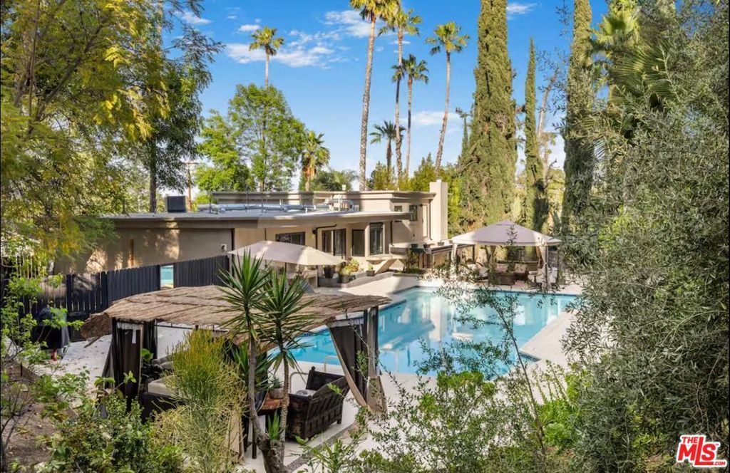 20322 Del Campo Pl, Woodland Hills