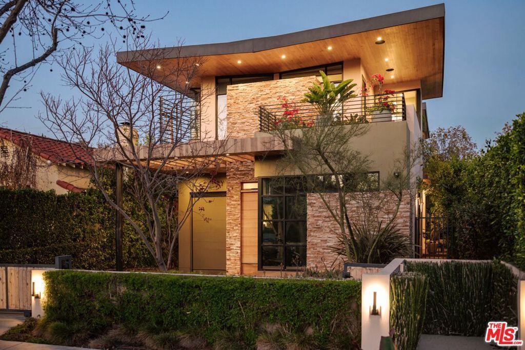 366 Huntley Drive, West Hollywood