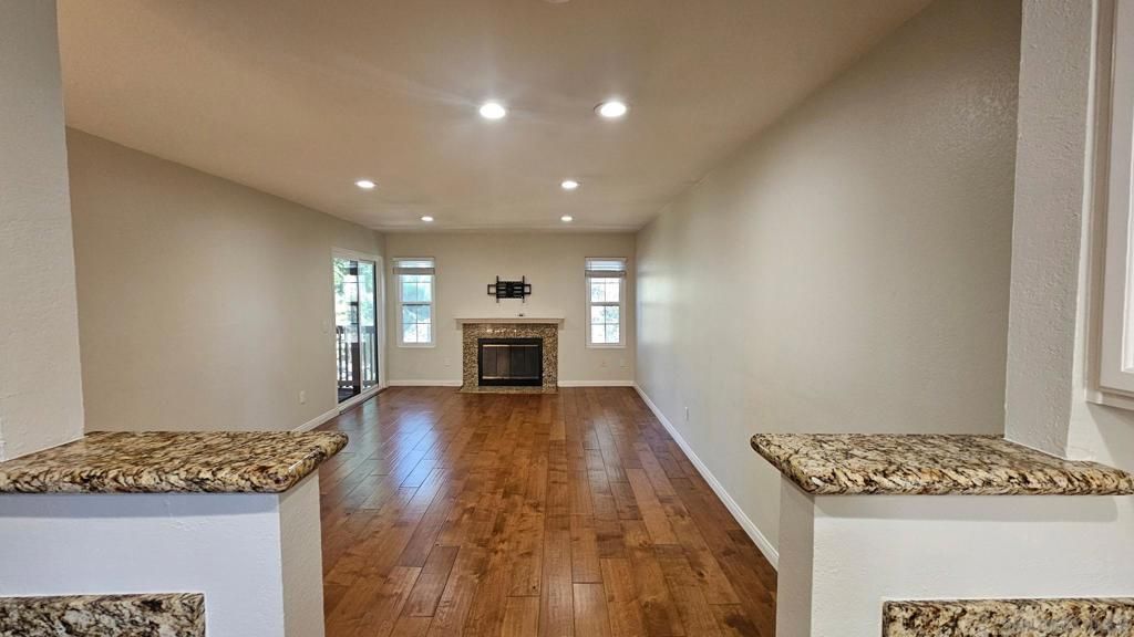 12091 Alta Carmel Ct # 10, San Diego