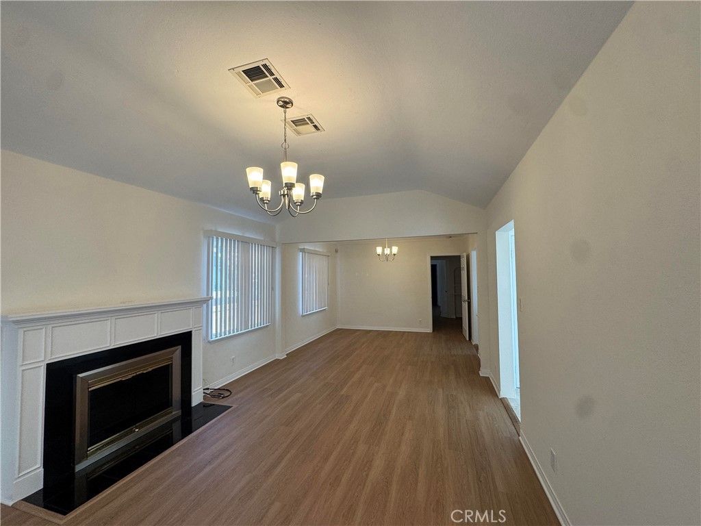 1130 Spazier, Glendale