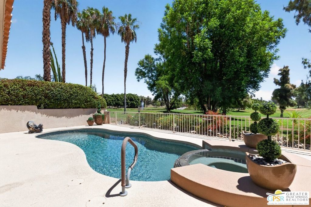 216 Kavenish Drive, Rancho Mirage