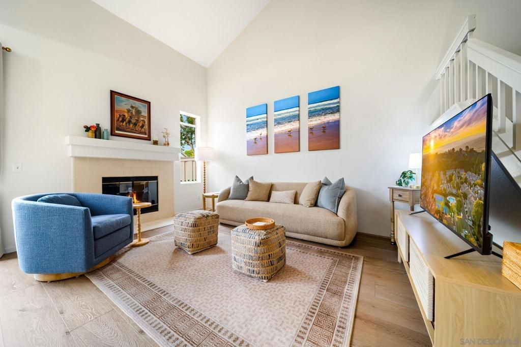 3876 Creststone, San Diego