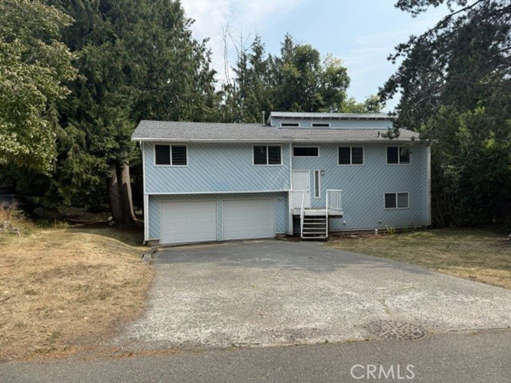 3700 Beazer, Other