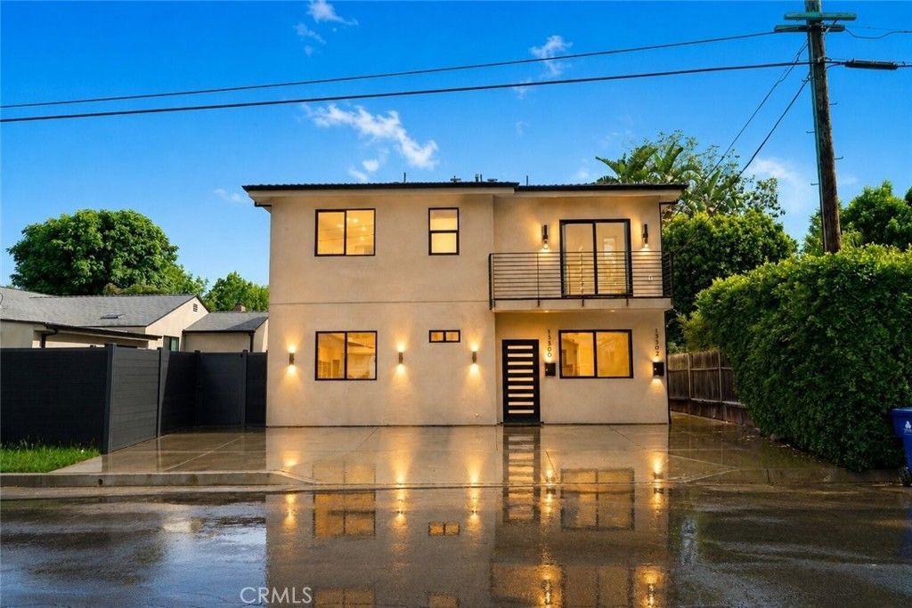13502 Bessemer Street, Van Nuys