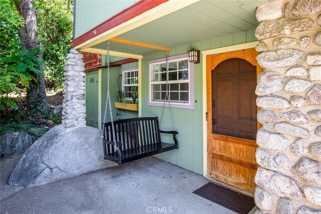 487 Sturtevant Drive, Sierra Madre