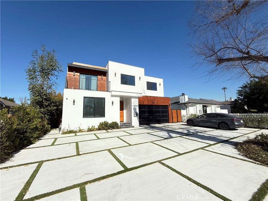 18039 Rosita, Encino
