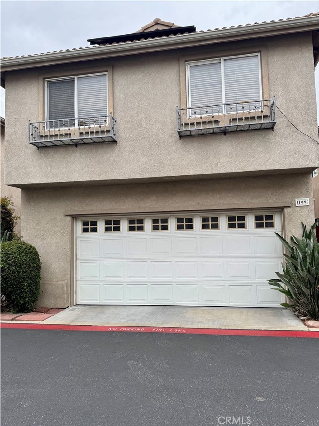 8554 Burnet, Los Angeles