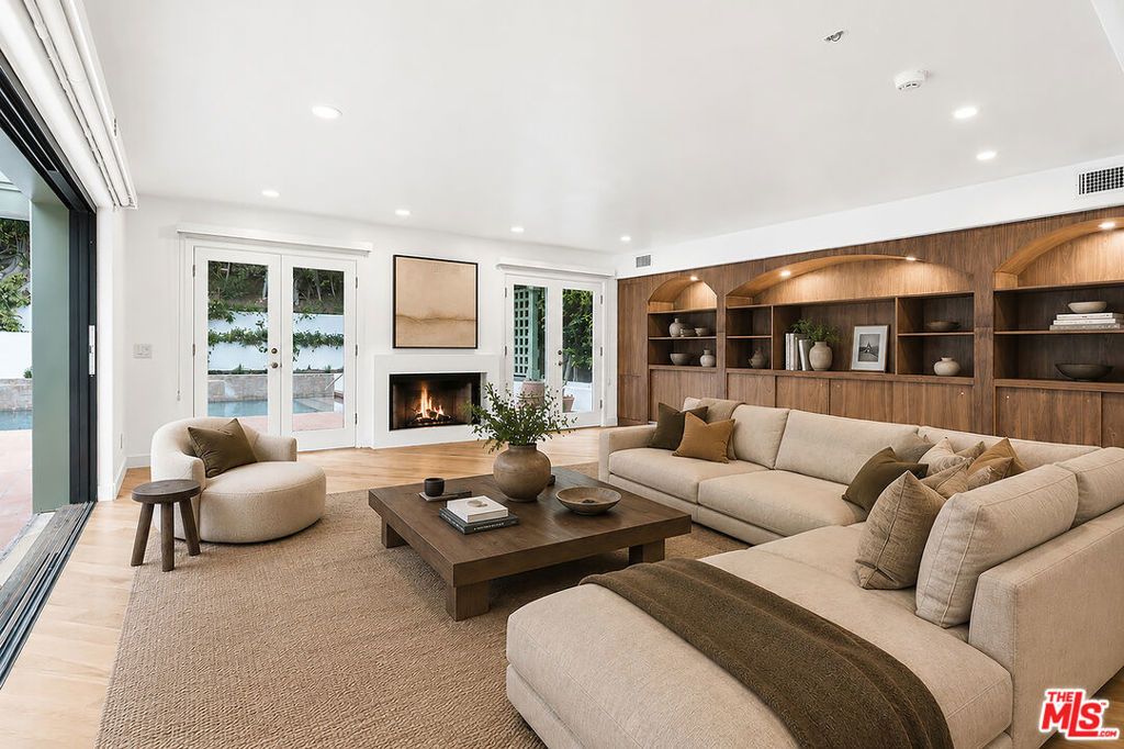 1200 N Doheny Drive, Los Angeles